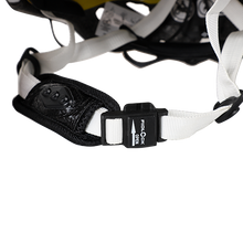 Safe-Tec TYR-3 Bicycle Helmet with Wireless Turn Signal, Bluetooth Technology & MIPS